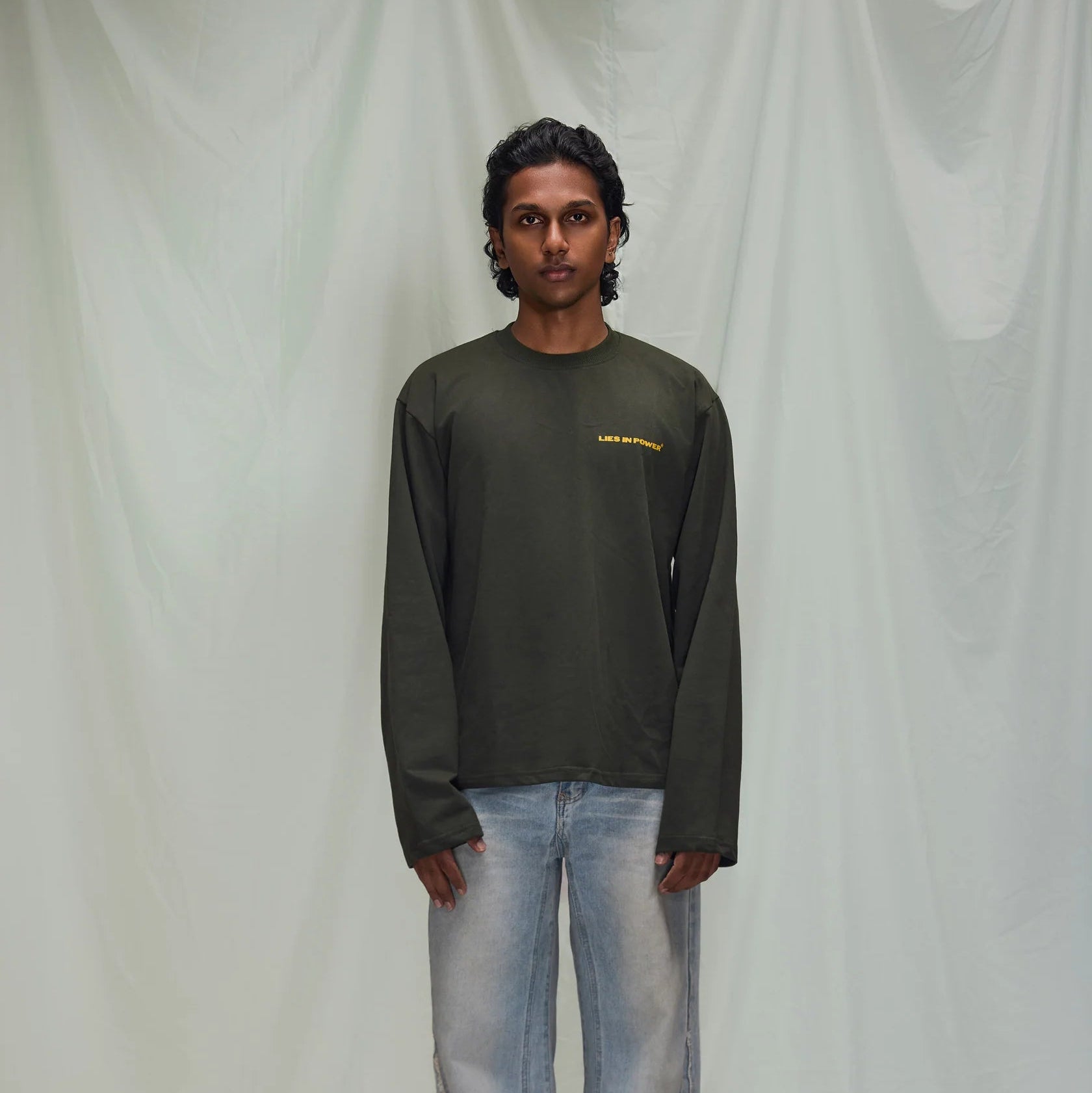 FULL SLEEVE T-SHIRT IN OLIVE GREEN