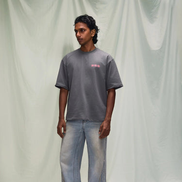 LIES IN POWER T-SHIRT IN GREY