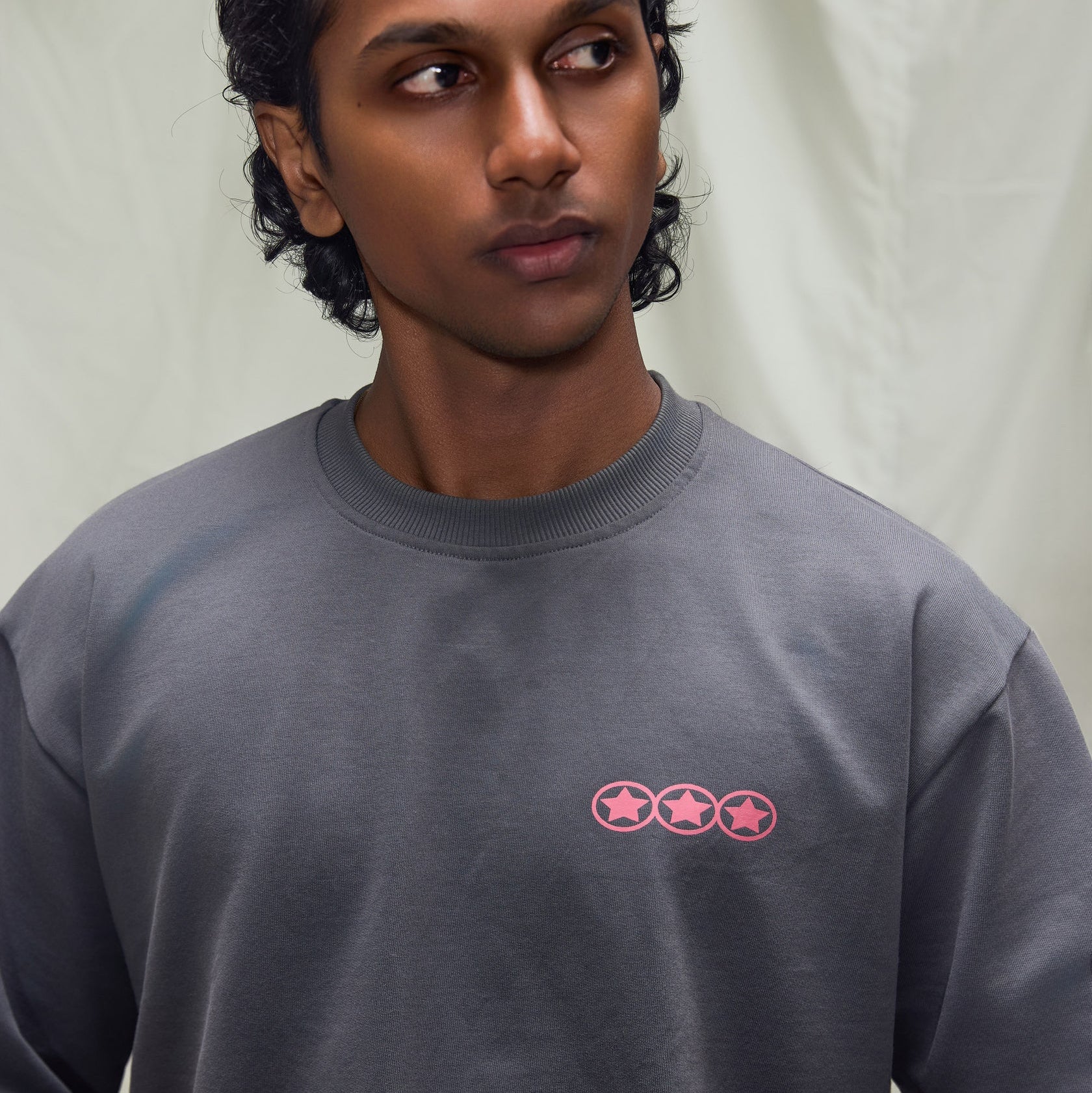 LIES IN POWER T-SHIRT IN GREY