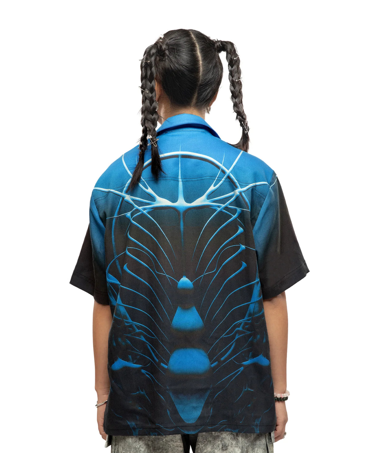 Black short-sleeve shirt with large blue back graphic and line patterns