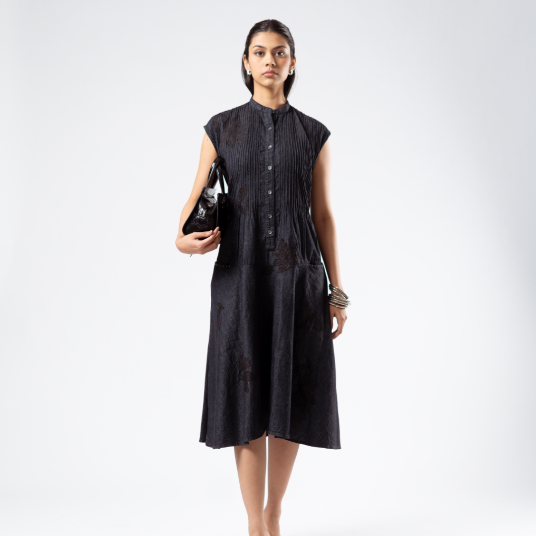 PLEATED MIDI DRESS