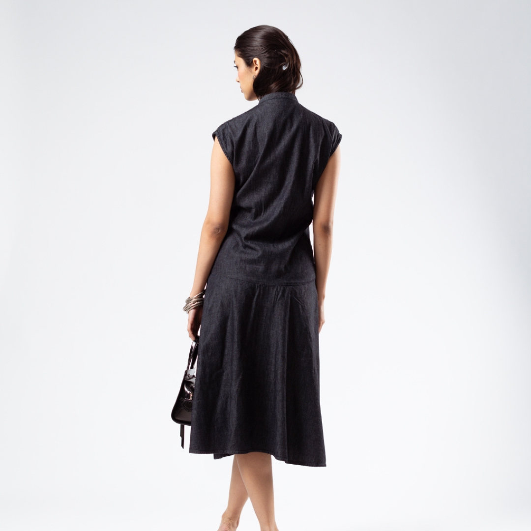PLEATED MIDI DRESS