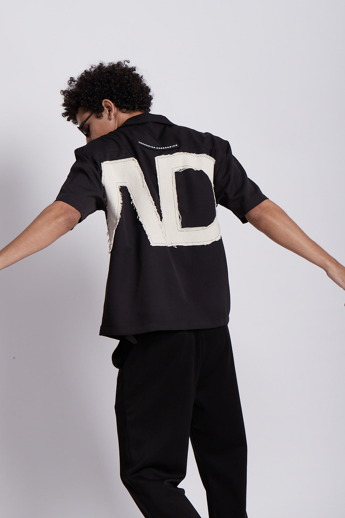 EDITABLE SHIRT - BLACK