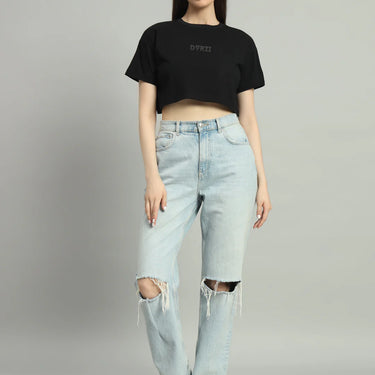 BLACK SIGNATURE CROPPED TEE
