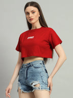 RED SIGNATURE CROPPED TEE