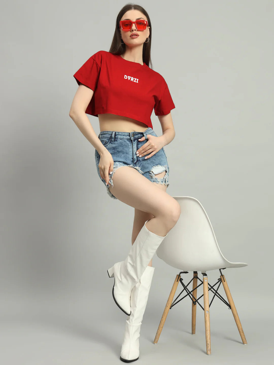 Red cropped tee with DVRZI logo print, crew neck, short sleeves