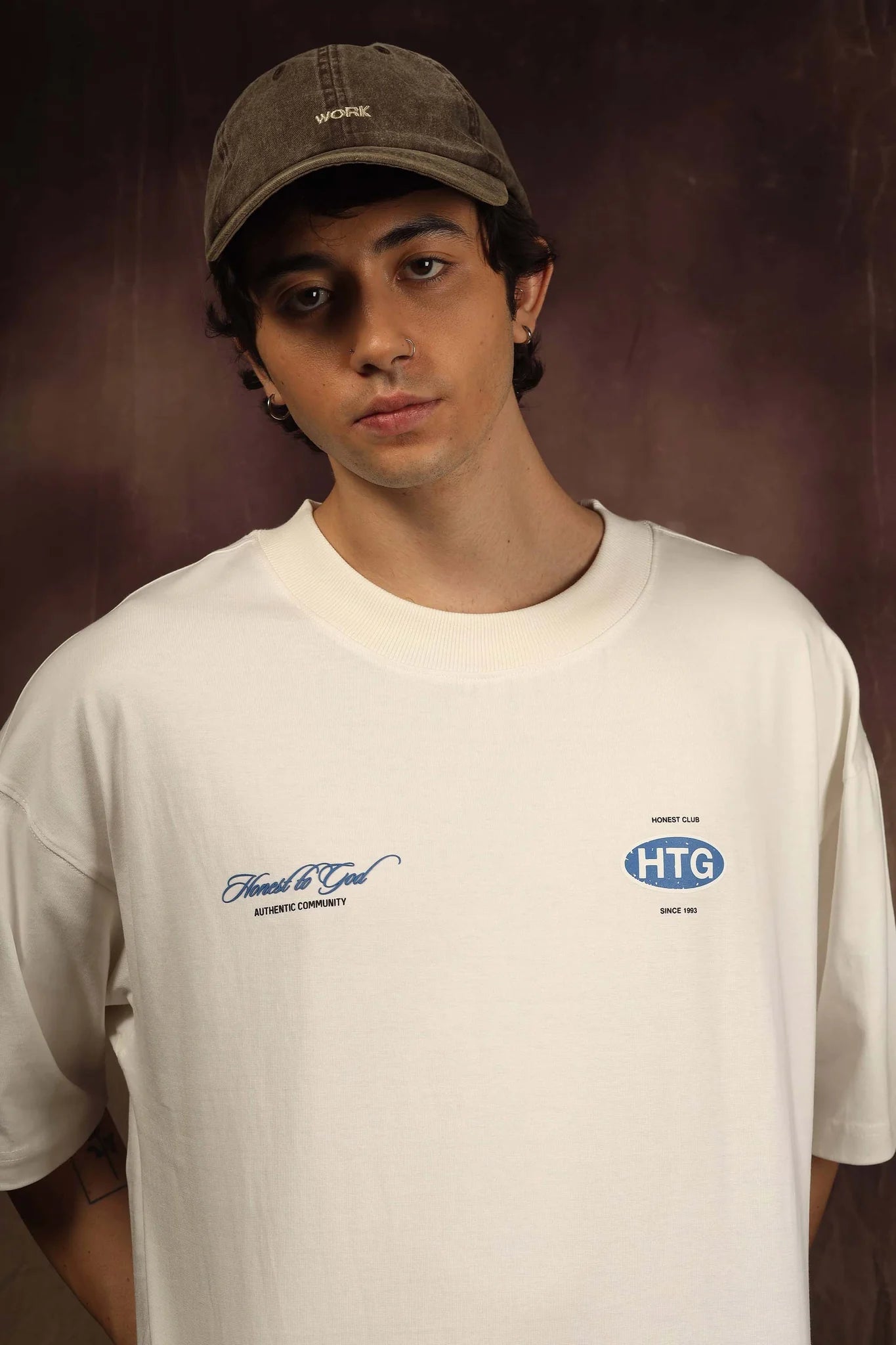 EASE OFF WHITE BOX FIT TEE