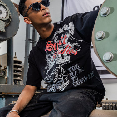 ANGEL GREY PATCH TEE