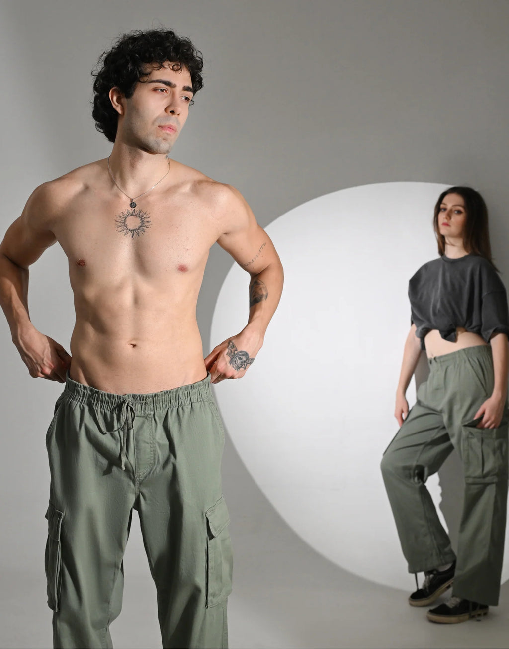 OLIVE CARGO PANTS