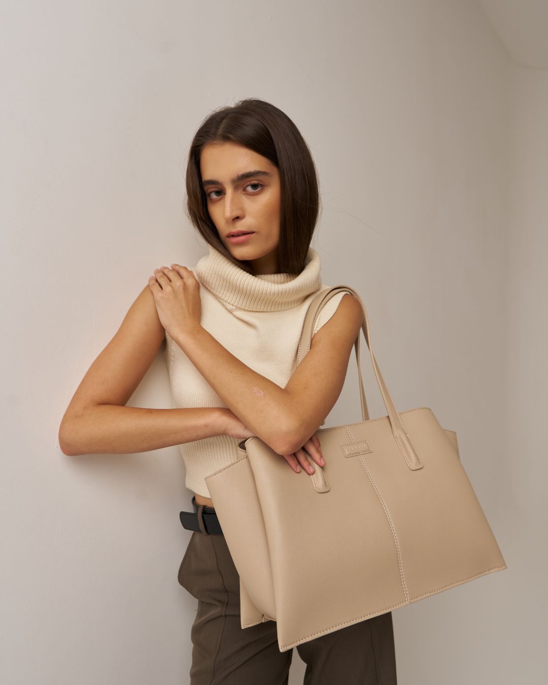 SHE MEANS BUSINESS - CREAM