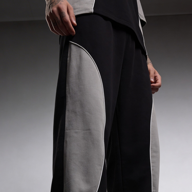 GREYSCALE BAGGY SWEATPANTS