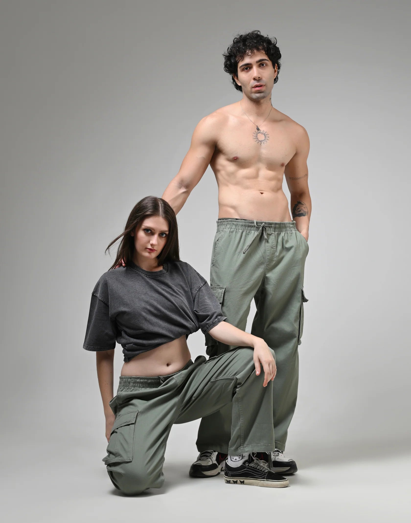 OLIVE CARGO PANTS