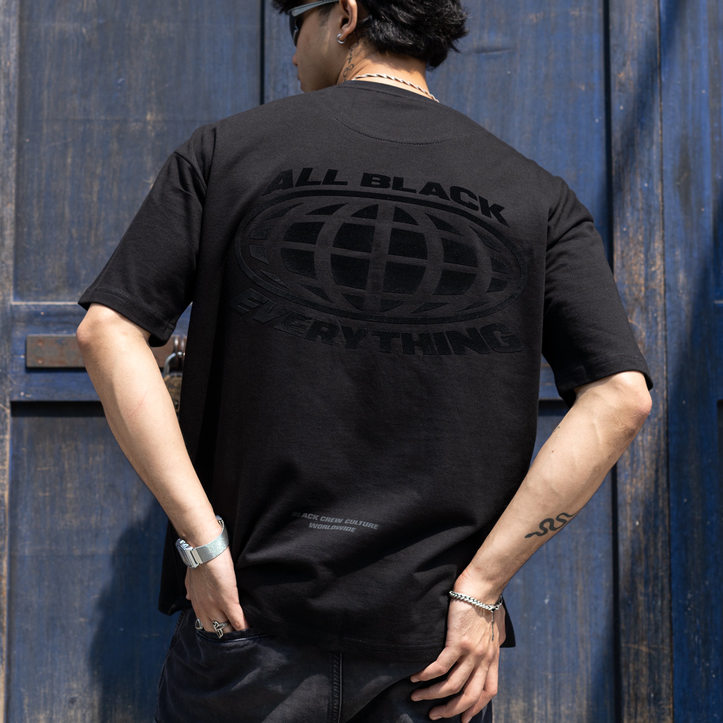 ALL BLACK EVERYTHING TEE