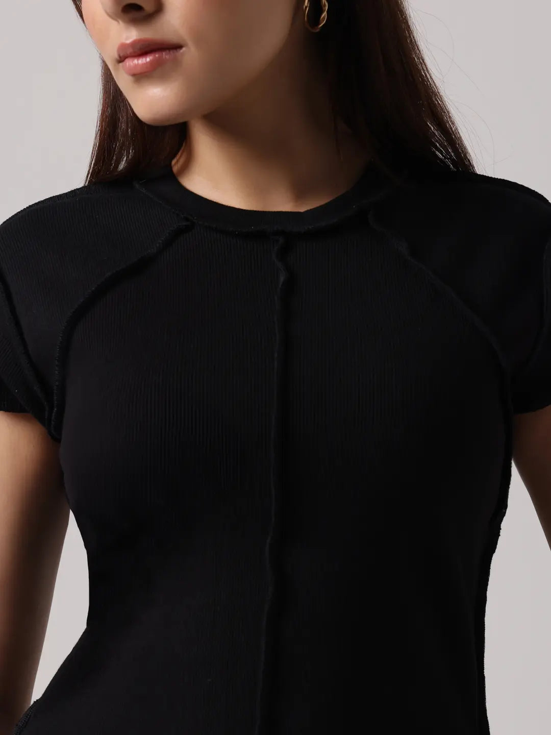 BLACK REVERSIBLE EXPOSED STITCH TOP
