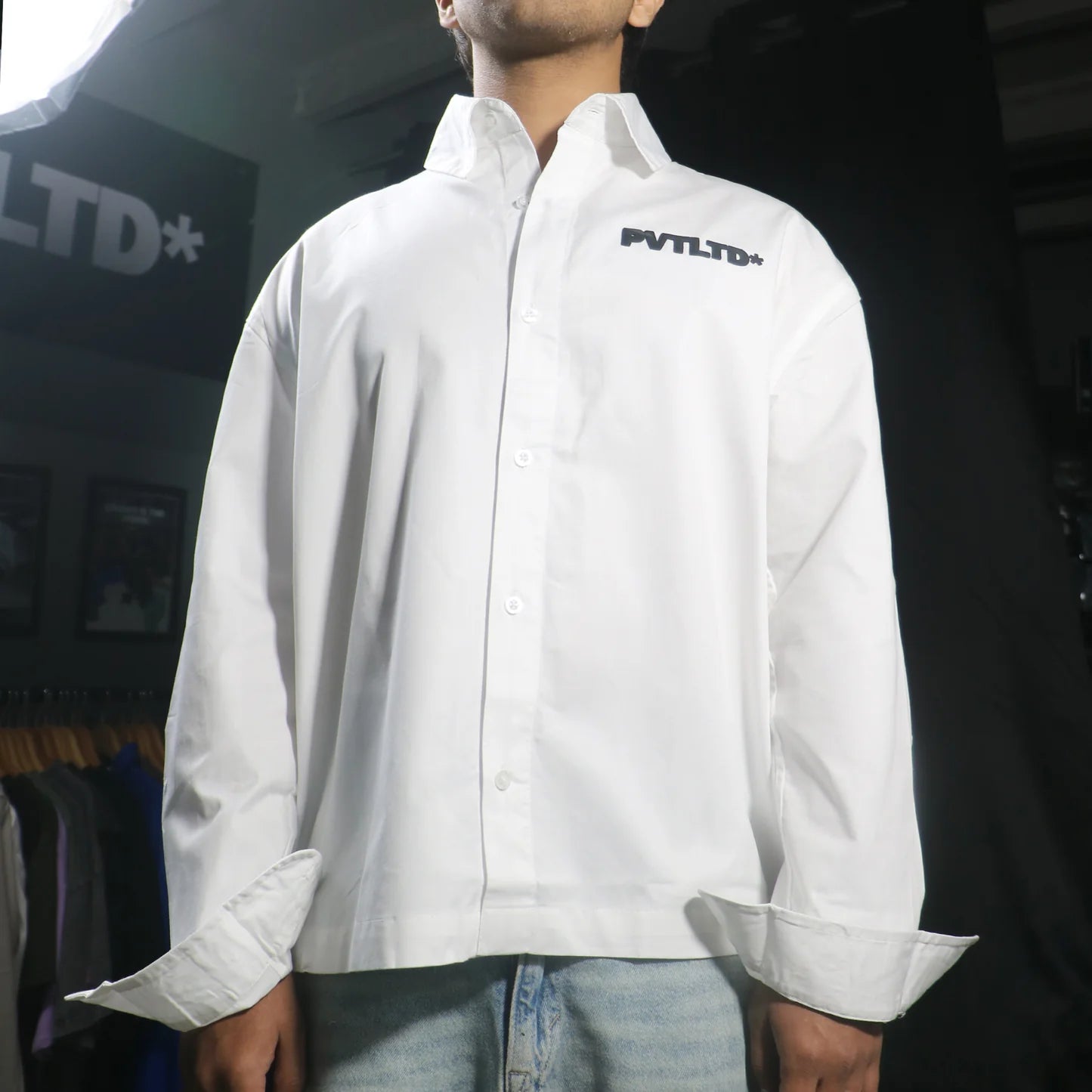 CLASSIC WHITE BOXY SHIRT