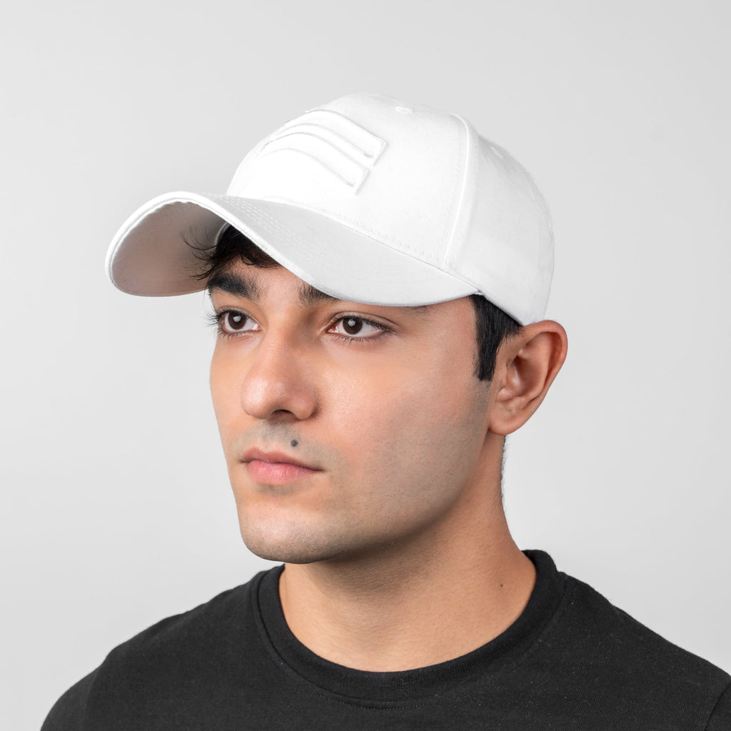 WHITE BASEBALL CAP