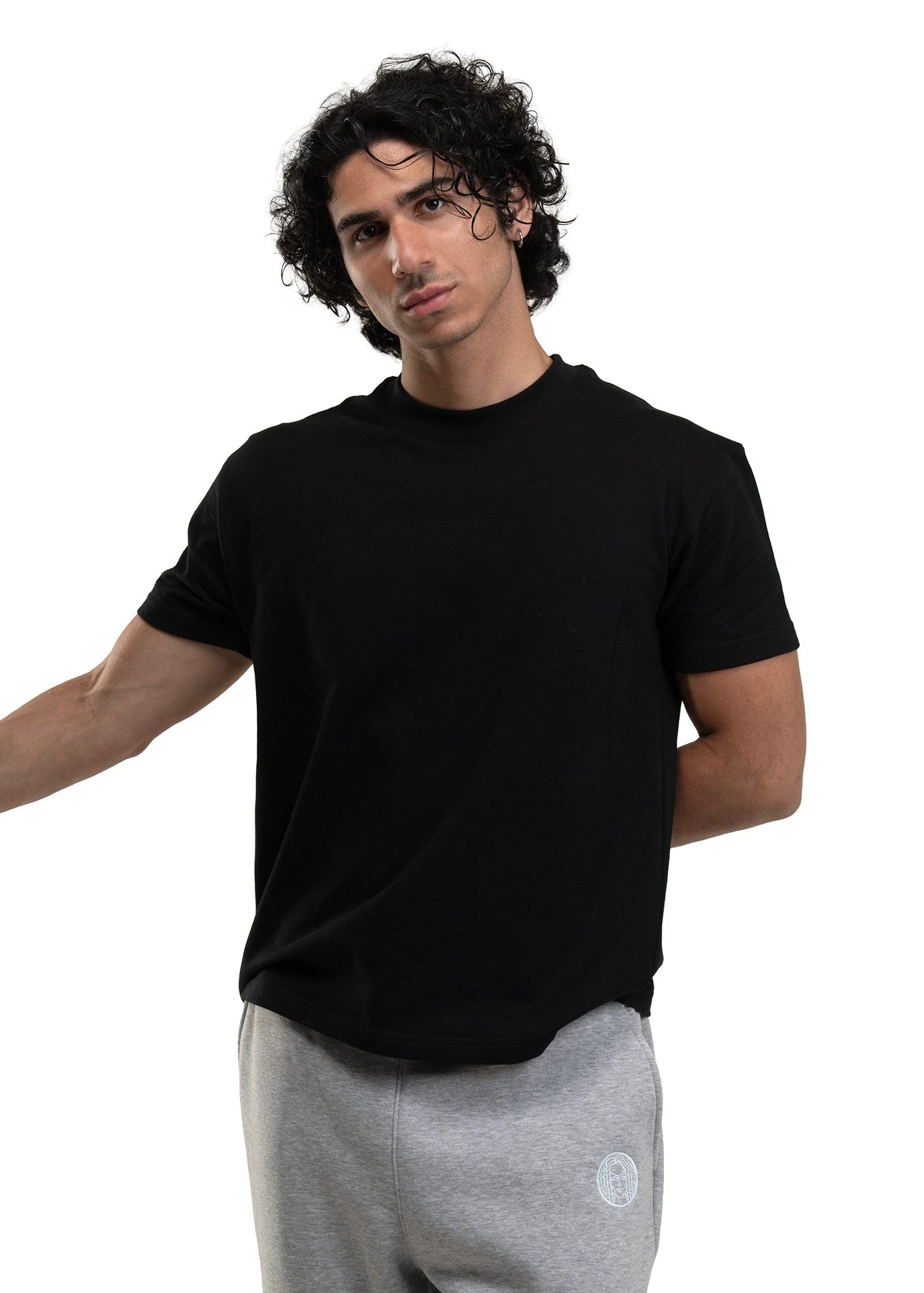 REGULAR CROPPED TEE - BLACK