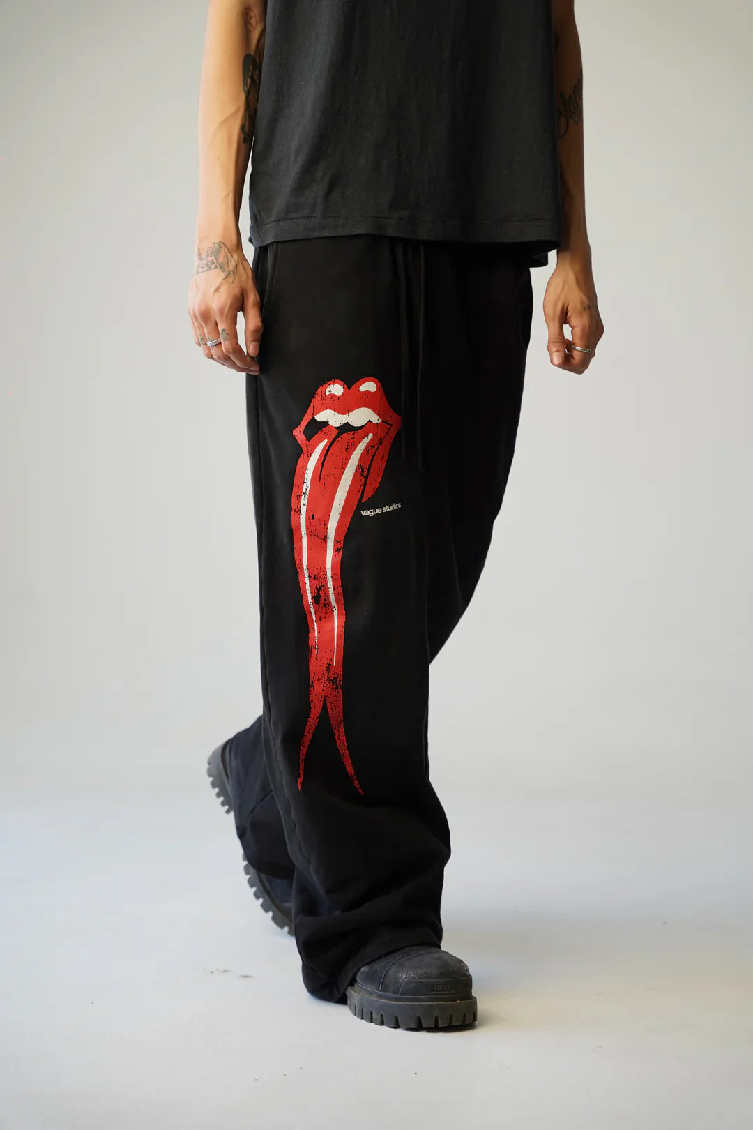 VENOM LIP PANTS