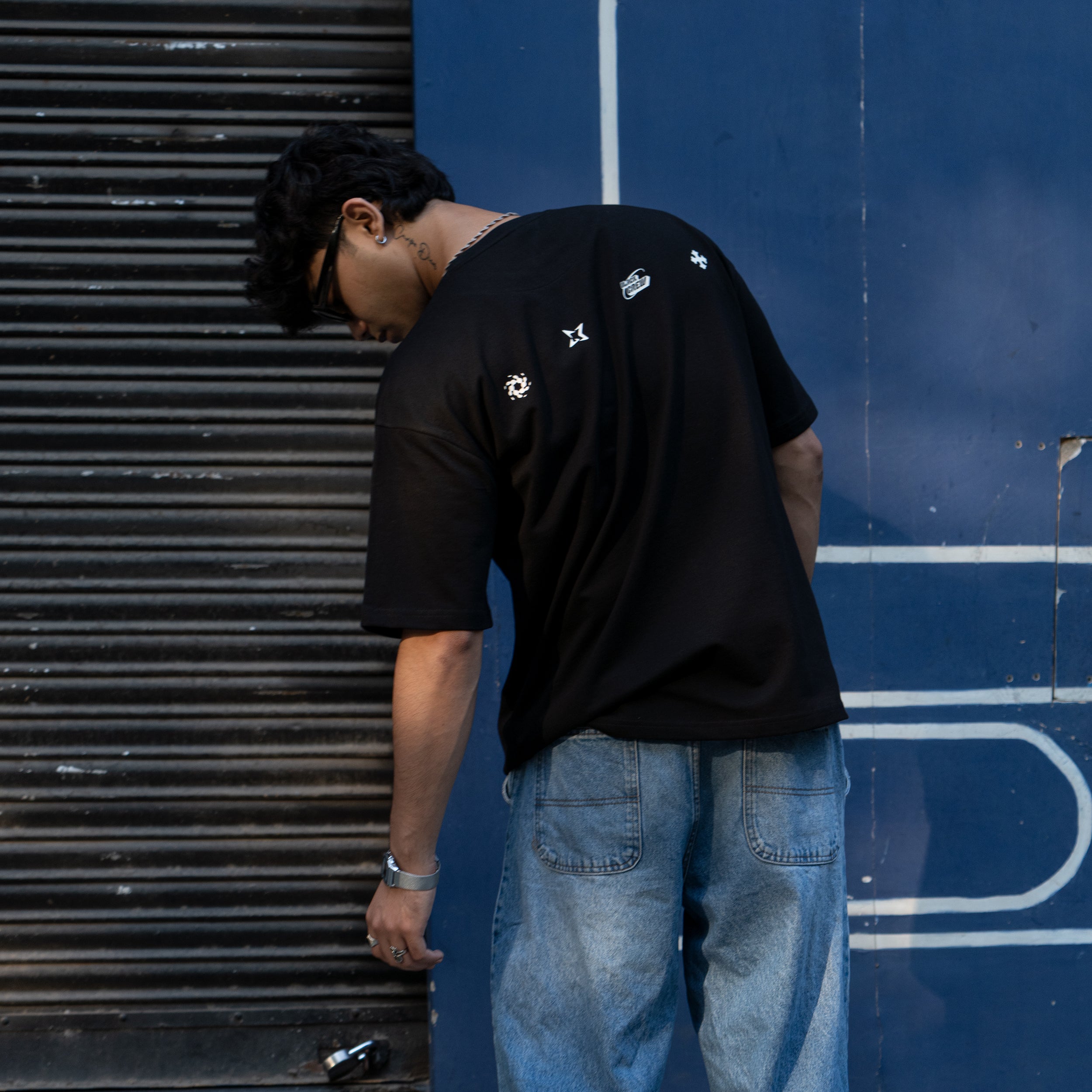 CODE 4 : BLACK ED. REFLECTIVE TEE