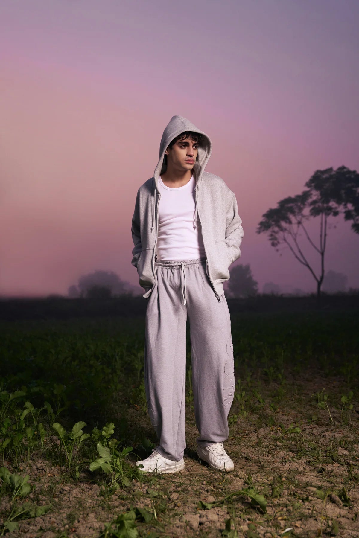 ESCAPE&DIE SWEATPANTS (GREY)