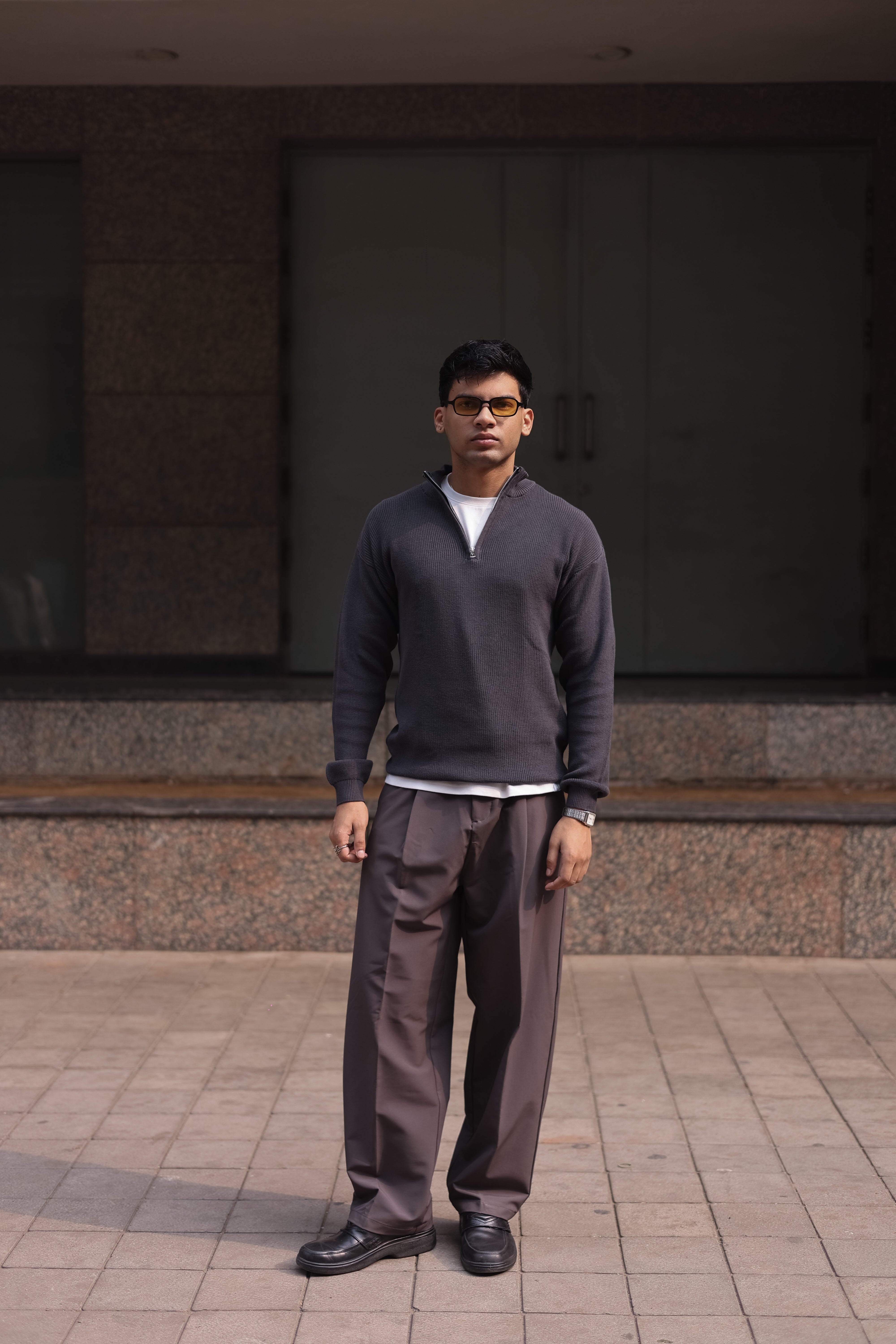 QUARTER ZIP - CHARCOAL