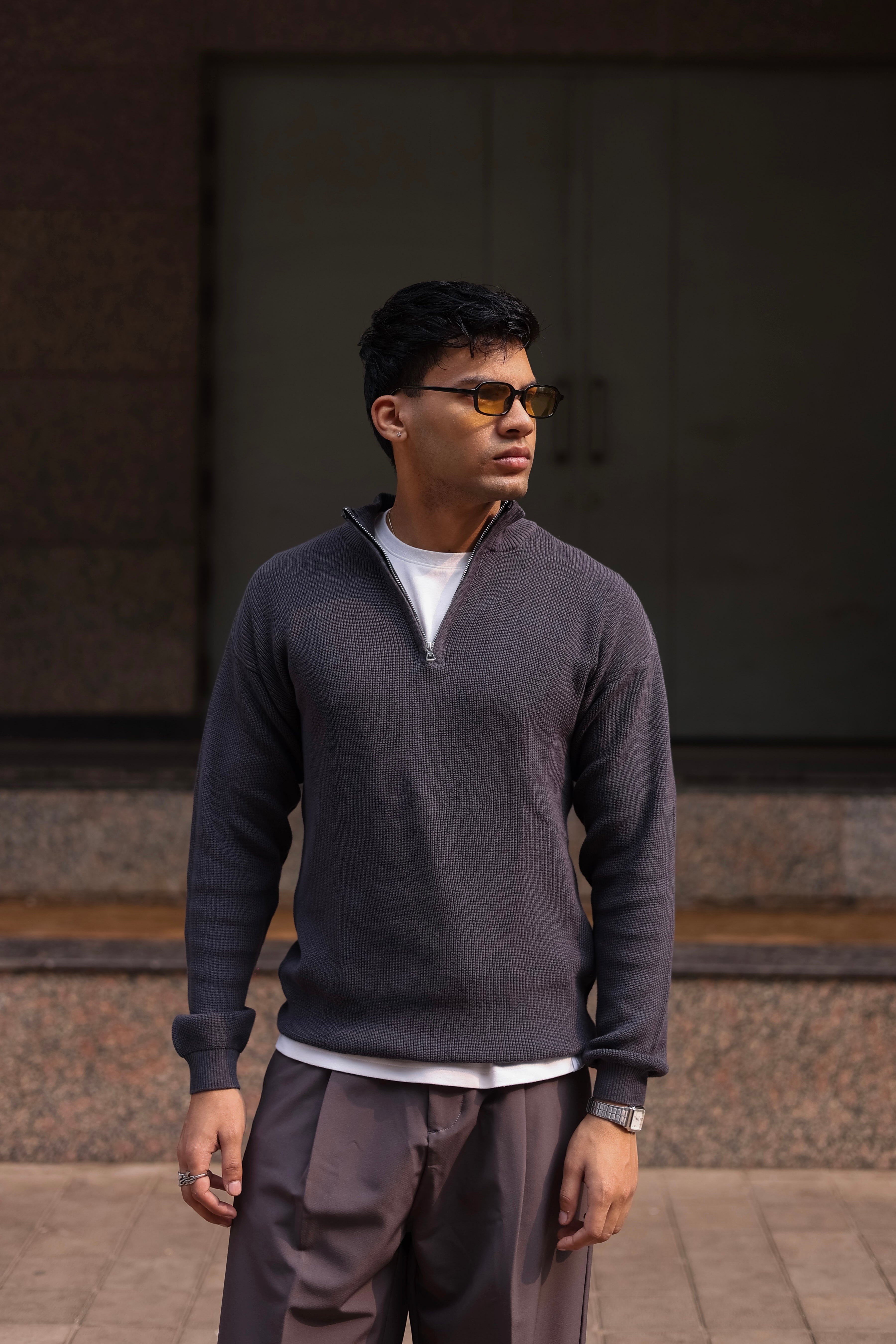 QUARTER ZIP - CHARCOAL