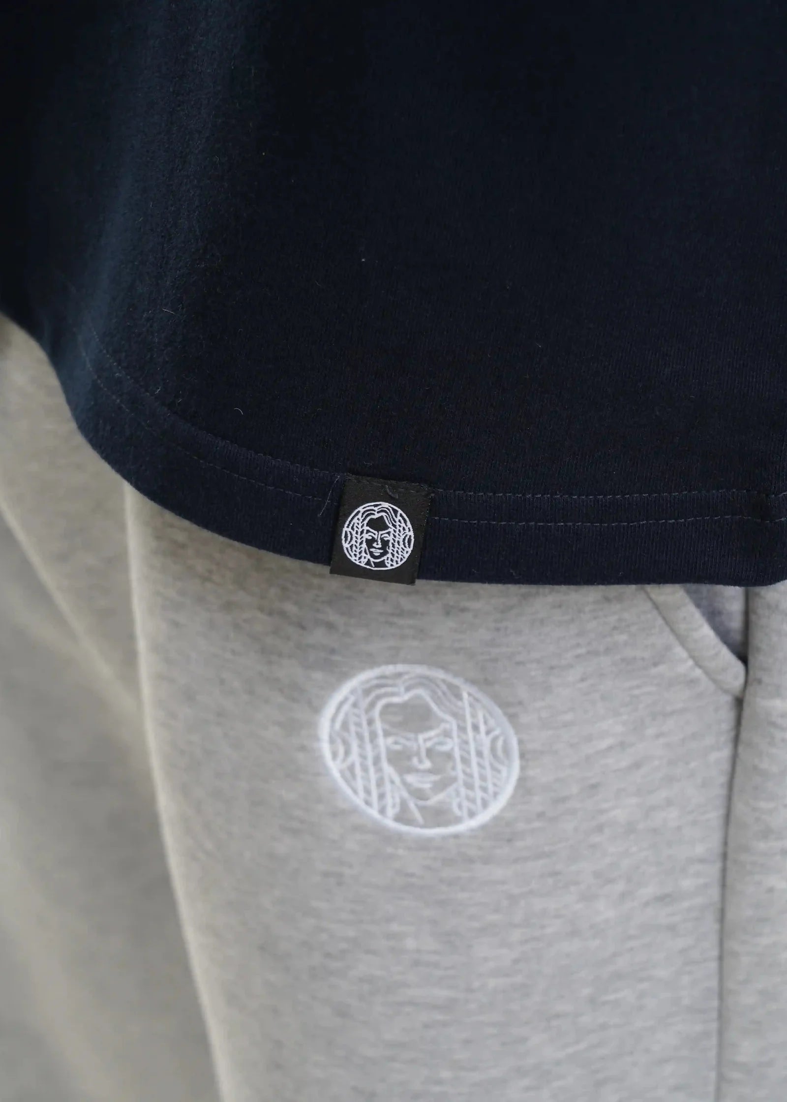 RAGLAN CROPPED TEE - NAVY