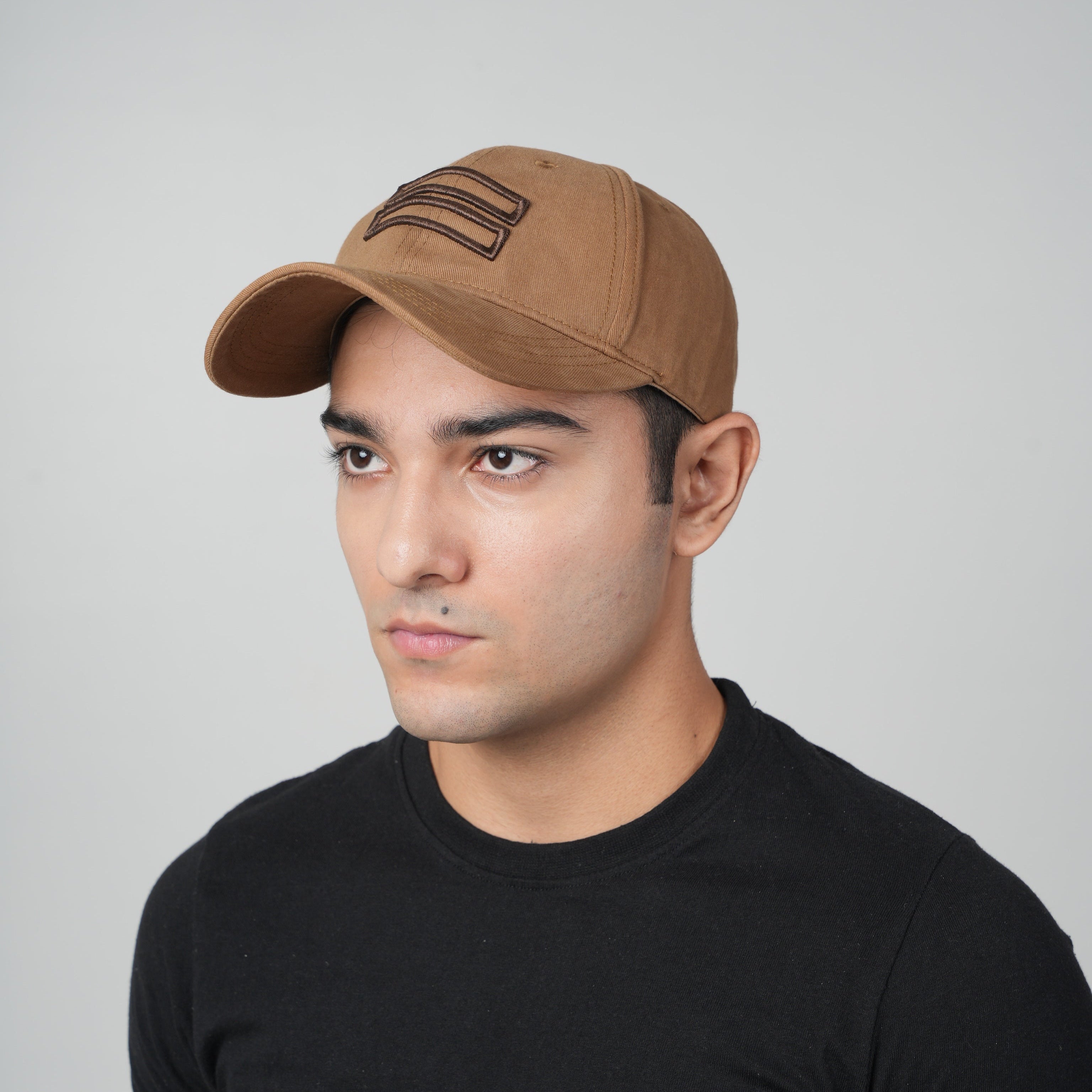 BROWN BASEBALL CAP