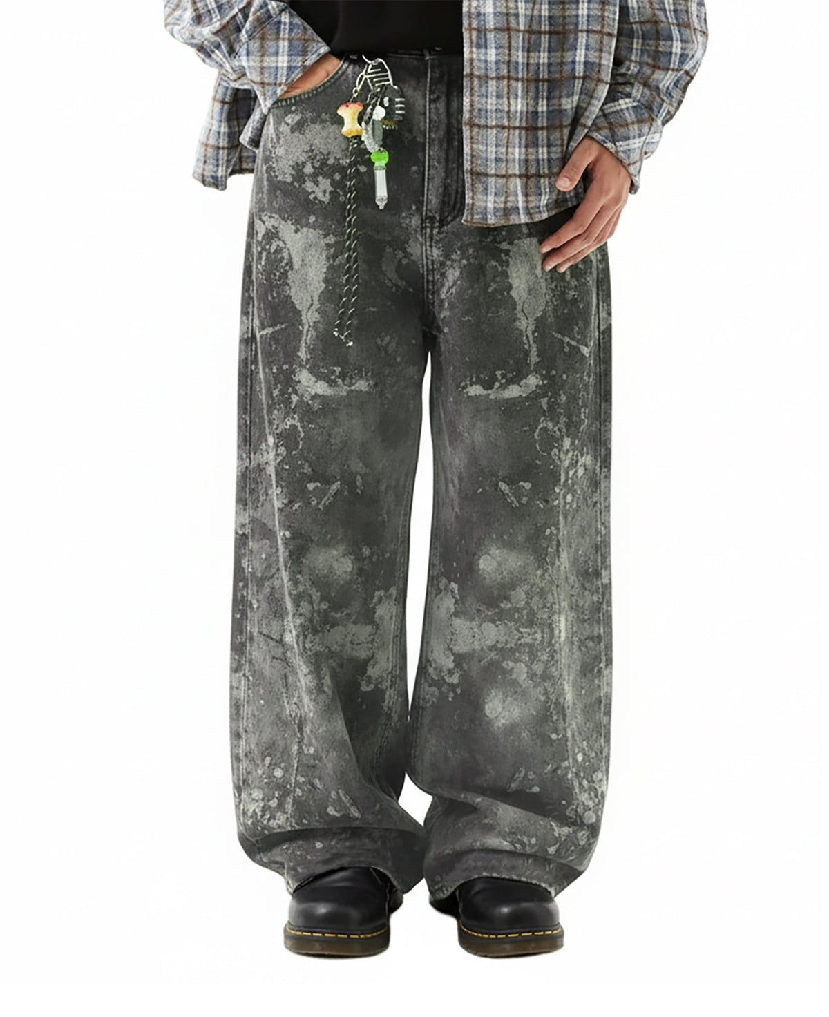 Wide-leg bottoms with dark gray distressed concrete print and front pockets