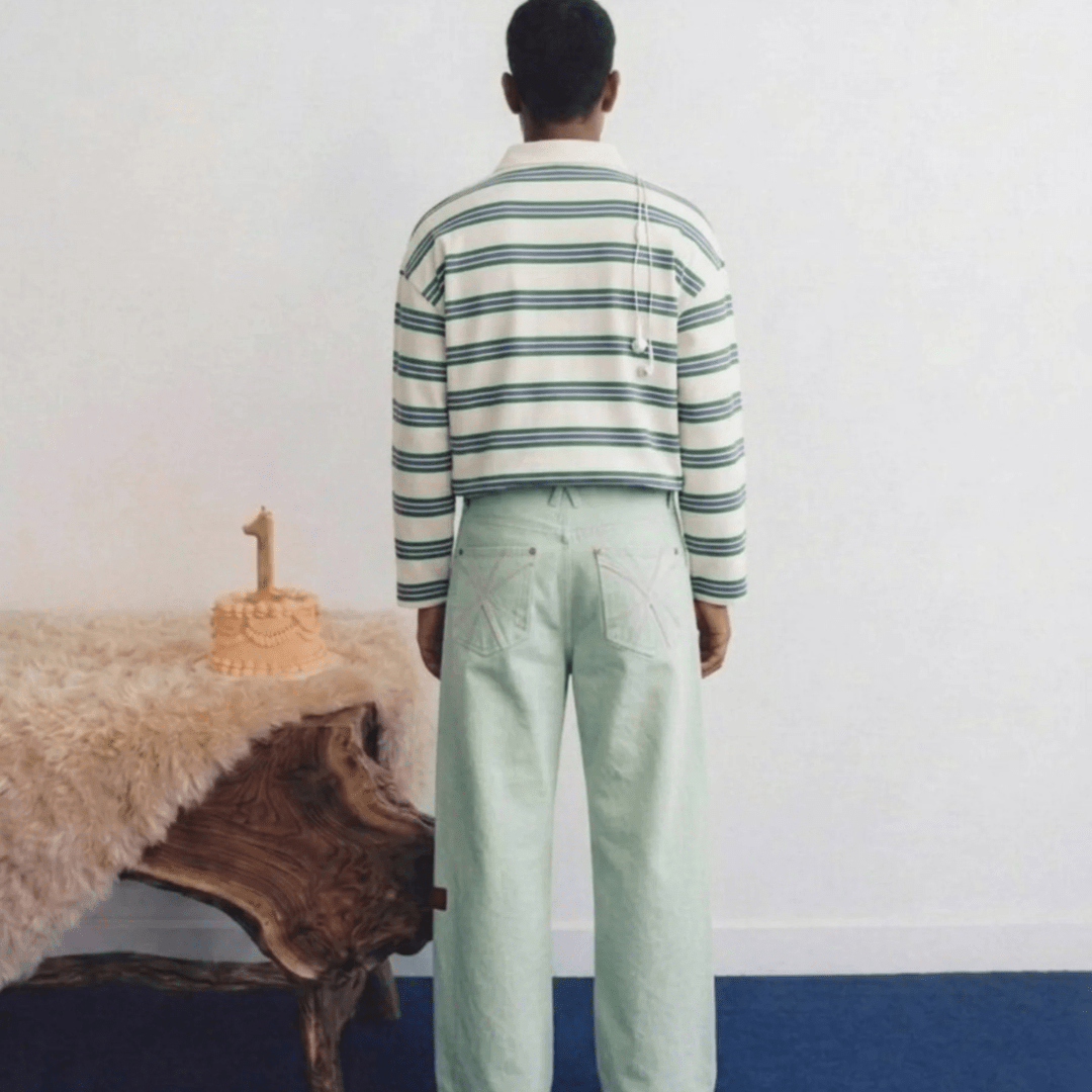 Mint wide-leg jeans on model, back view, straight silhouette, belt loops