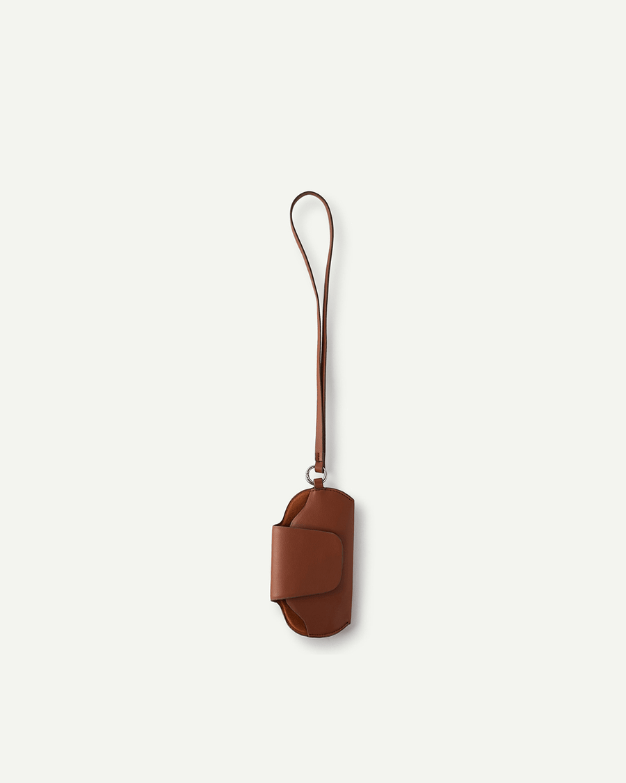 SUNGLASS HOLDER - TAN