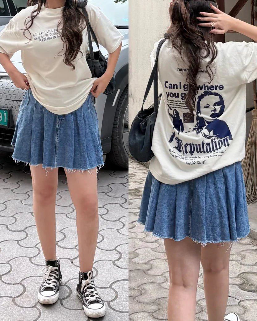 Cream graphic band T-shirt with short sleeves and crew neck.